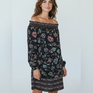BeachLunchLounge Women’s Black Floral Boho Long Sleeve Off Shoulder Dress Medium